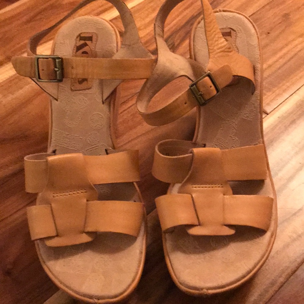 KORKS beige wedge sandals, size 10
